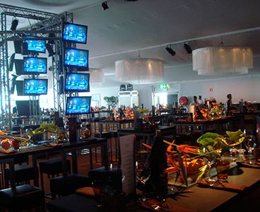 Avanza Soluciones Inmediatas evento en restaurante